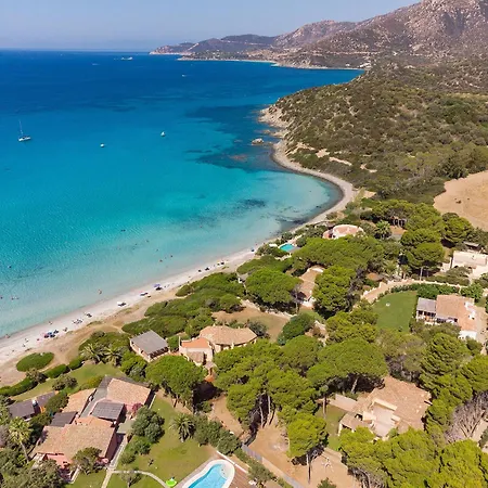 Elegante A 30 M Dalla Bellissima Di Campulongu Villasimius