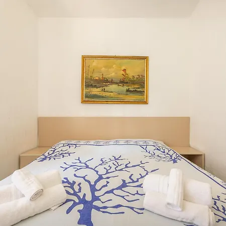 Elegante A 30 M Dalla Bellissima Di Campulongu Villasimius