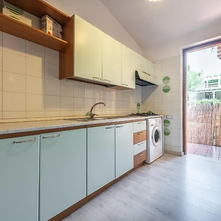 فيلة Elegante A 30 M Dalla Bellissima Di Campulongu فيلاّسيمِيوس