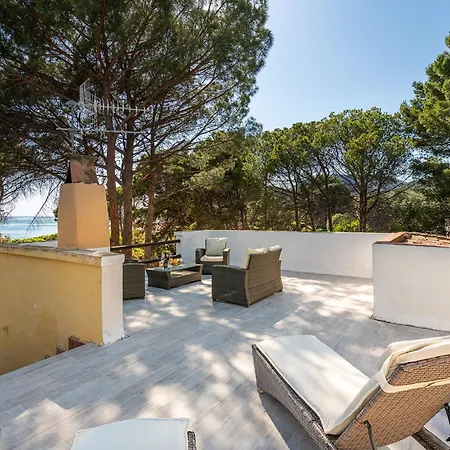 فيلة Elegante A 30 M Dalla Bellissima Di Campulongu